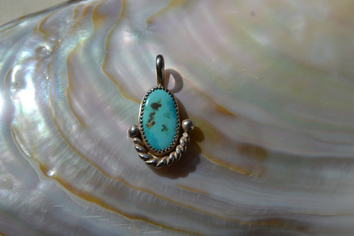 Lucky Horseshoe Pendant