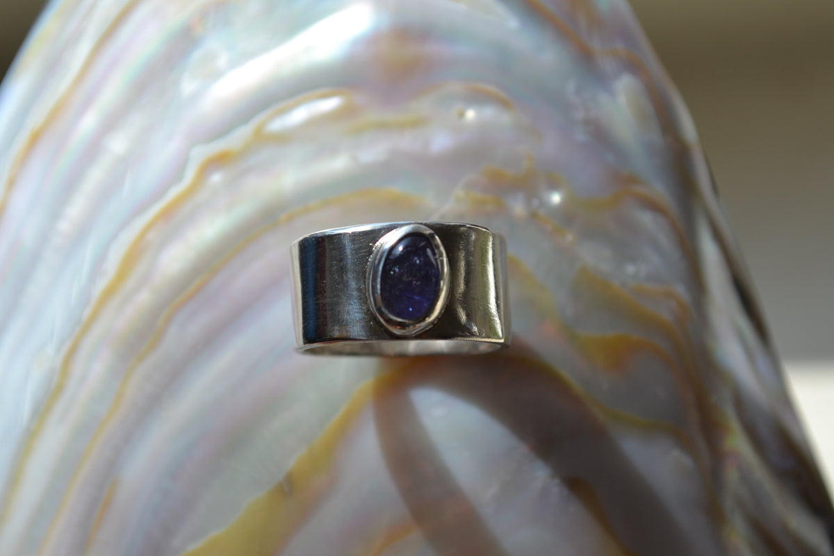 Chunky Tanzanite Cigar Band